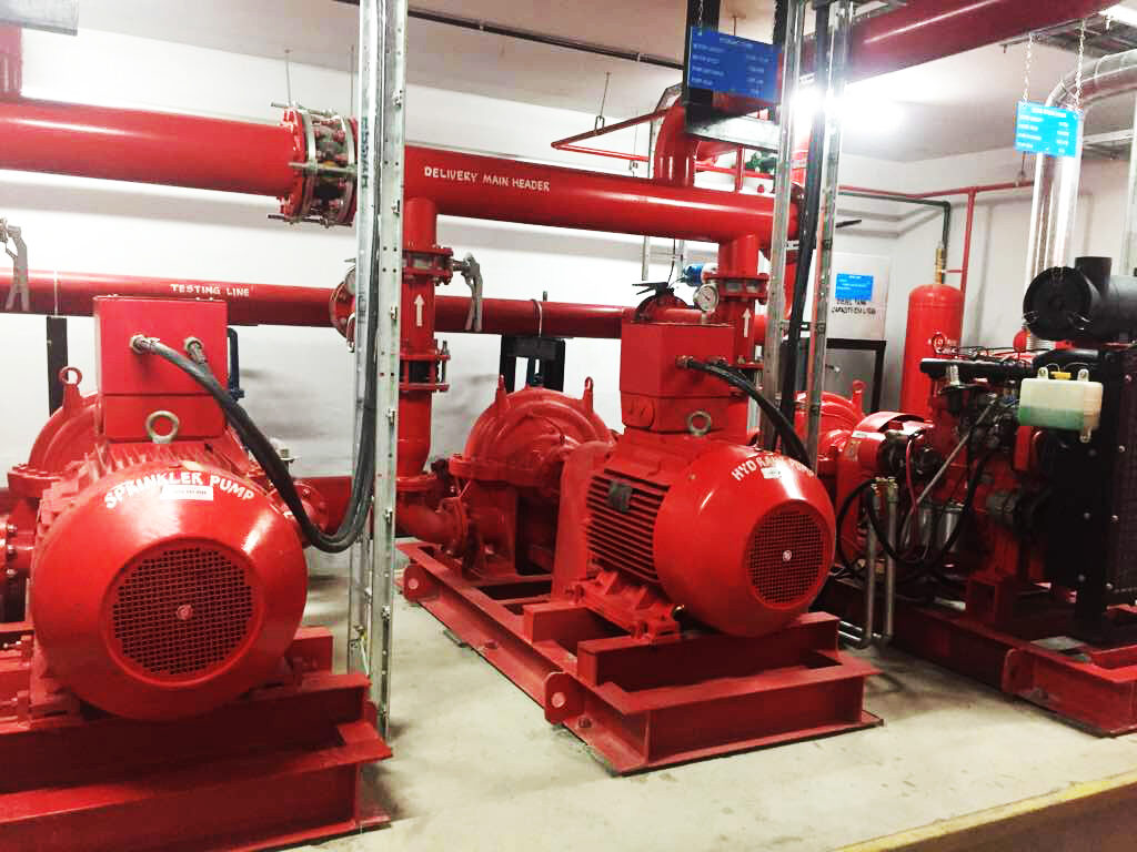 Heavy duty water pumps